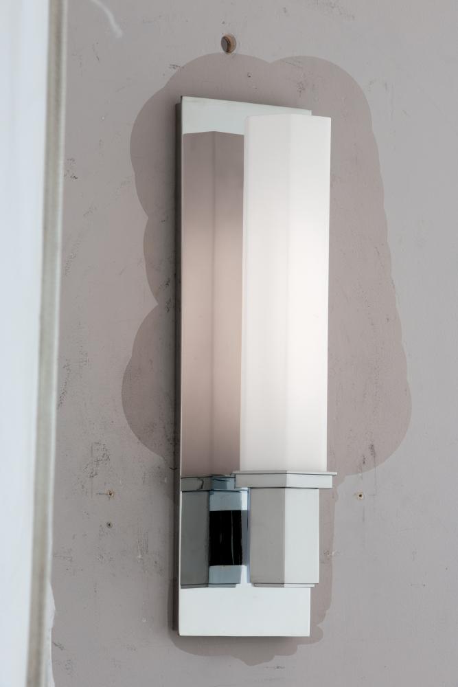 1 LIGHT BATH BRACKET